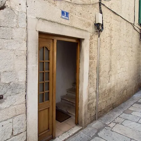 Bosanska Lejlighed *