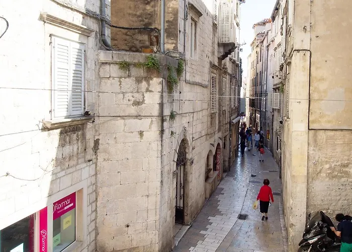 Bosanska * Split